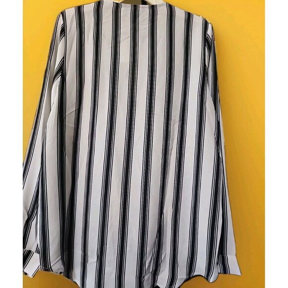 Lumiere Womens Black & White Striped Long Sleeve Blouse Small New CR50 NWT - Picture 2 of 4